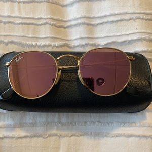 ray bans round sunglasses gold frame and pink frame..rose gold